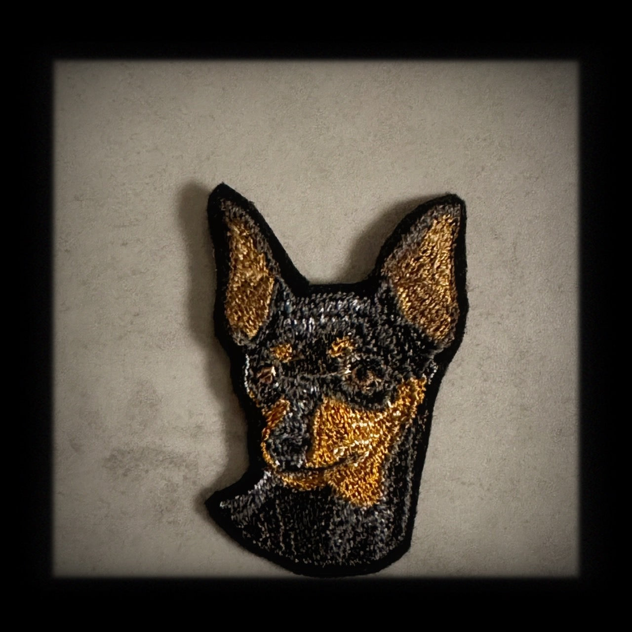 【ミニチュアピンシャー_1】Dog刺繍ワッペン nui tag ミニチュアピンシャー