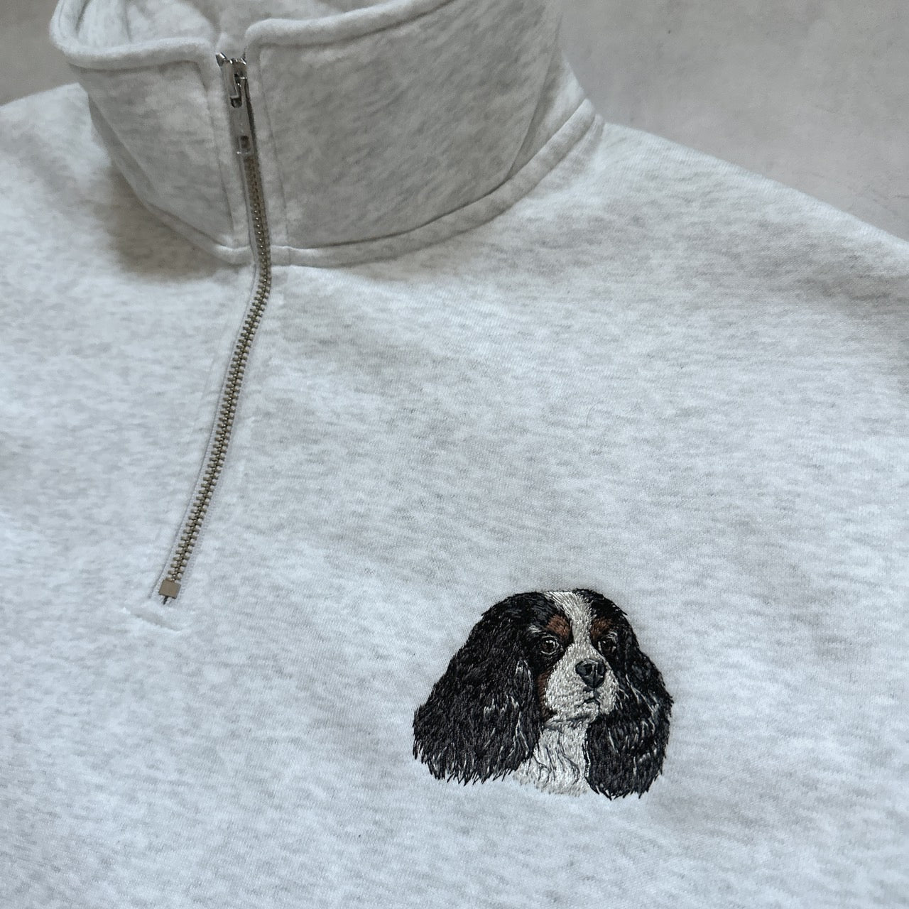 【発送~1/25まで】Dog刺繍ハーフジップスウェット