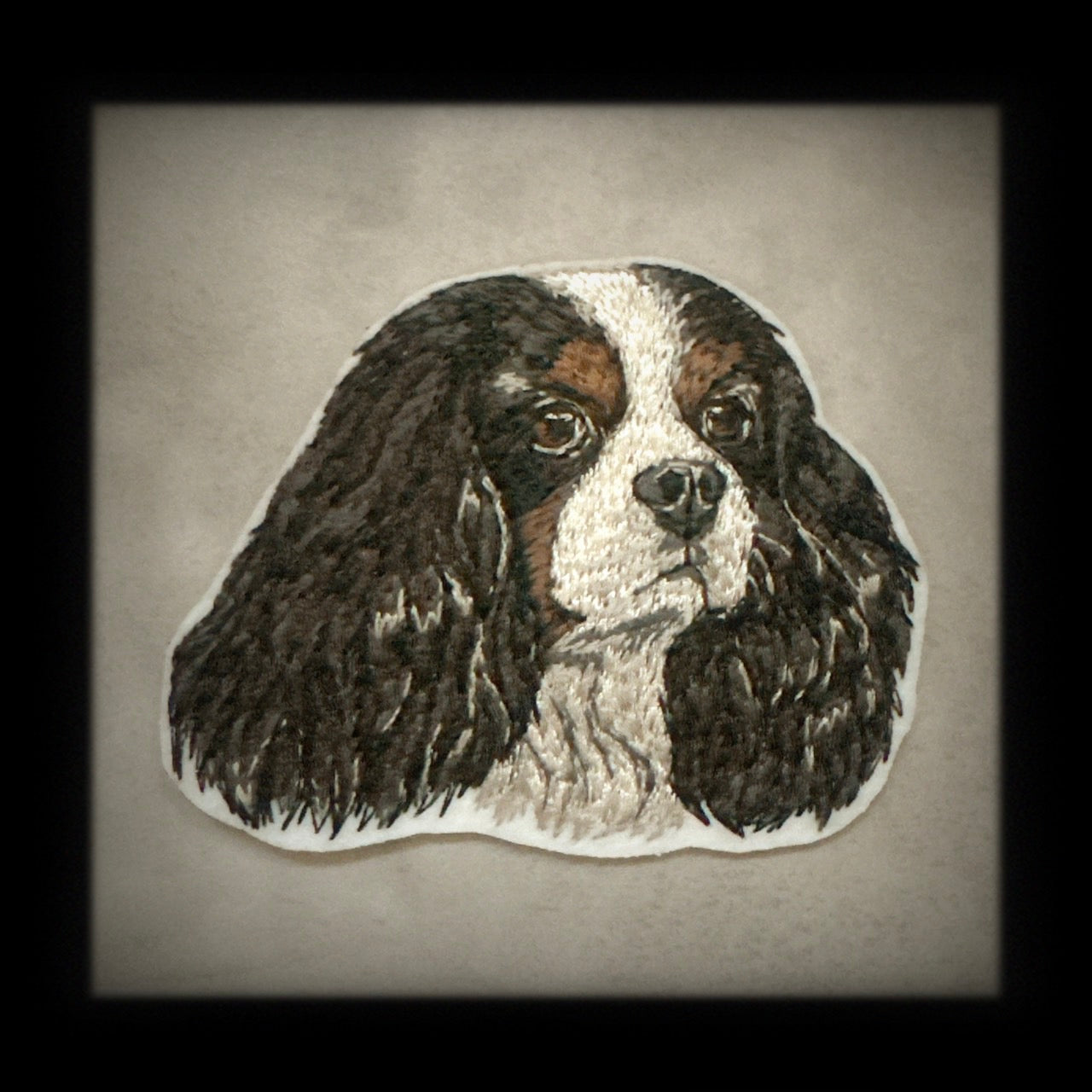 【キャバリア・キング・チャールズ・スパニエル_2】Dog刺繍ワッペン nui tag キャバリア・キング・チャールズ・スパニエル