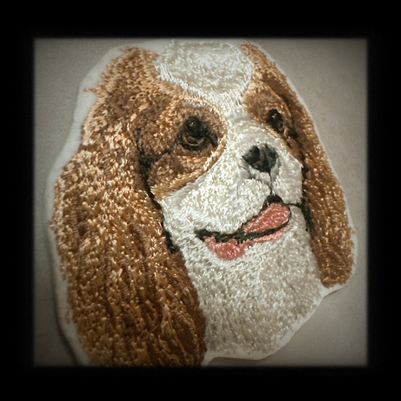 【キャバリア・キング・チャールズ・スパニエル_5】Dog刺繍ワッペン nui tag キャバリア・キング・チャールズ・スパニエル