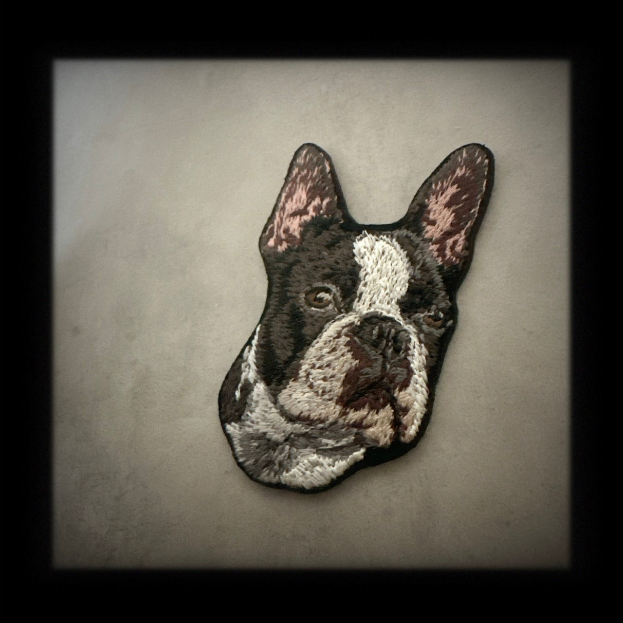 【ボストンテリア_2】Dog刺繍ワッペン nui tag ボストンテリア